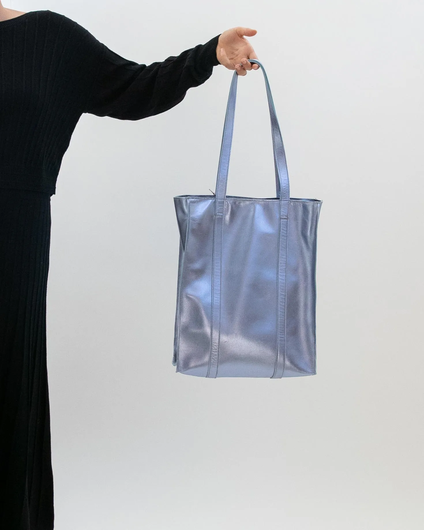 Harpers Emporium Never Full Tote in Metallic Lilac