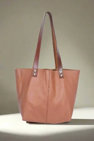 Timeless Elegance: Tan Leather Tote Bag. Art: BG-1547